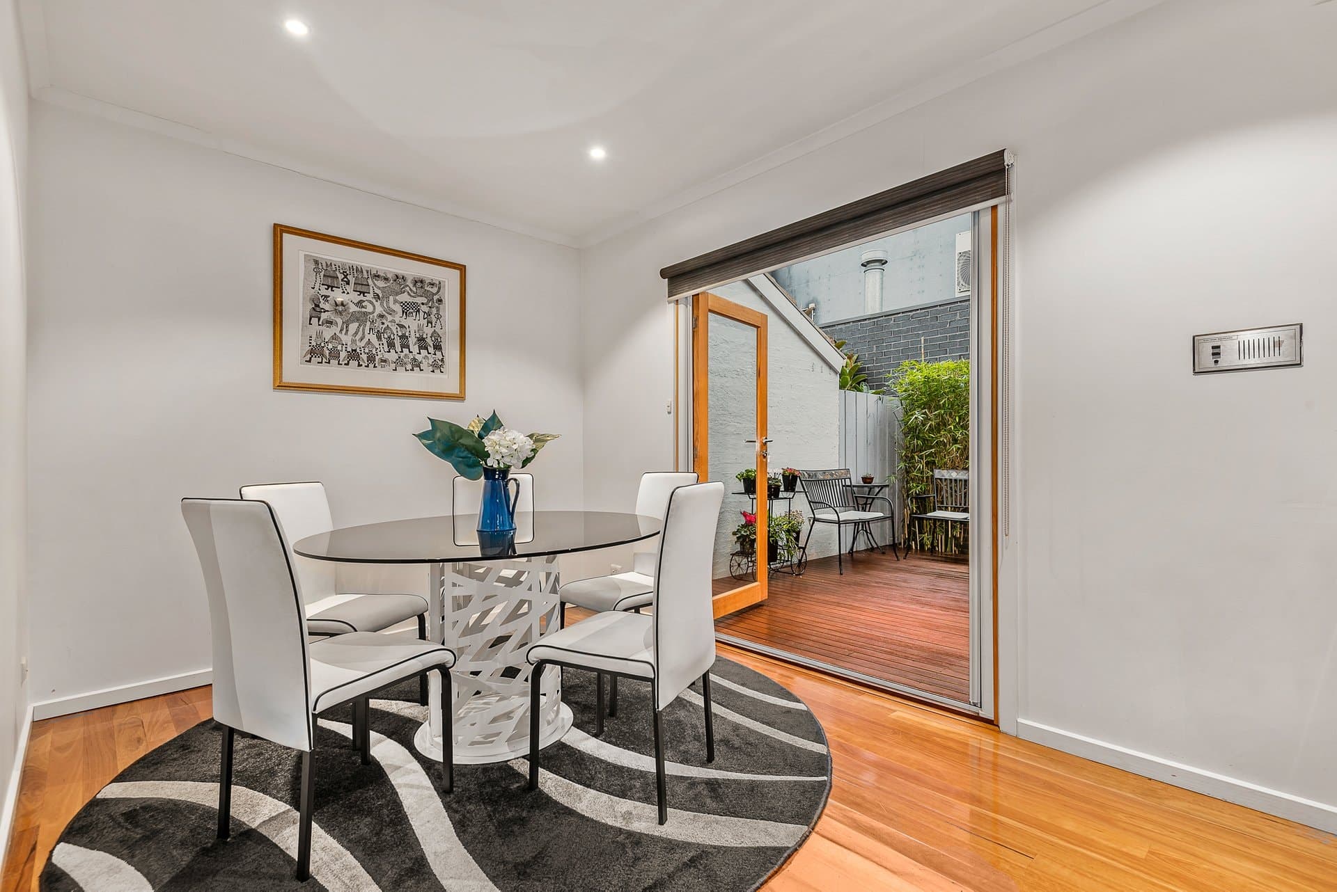 2/16 Liddiard Street, Hawthorn - Thumbnail 4