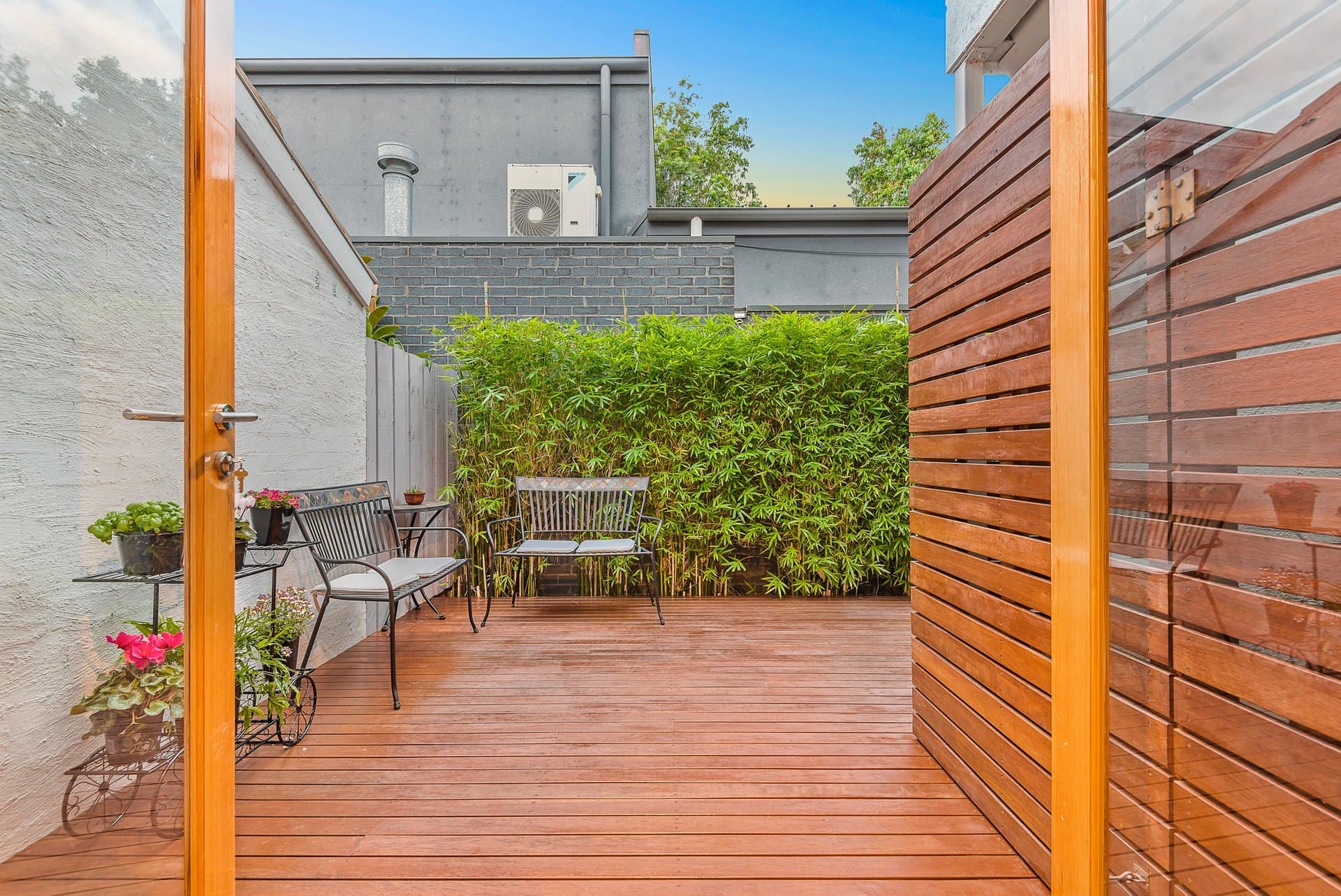 2/16 Liddiard Street, Hawthorn - Thumbnail 5
