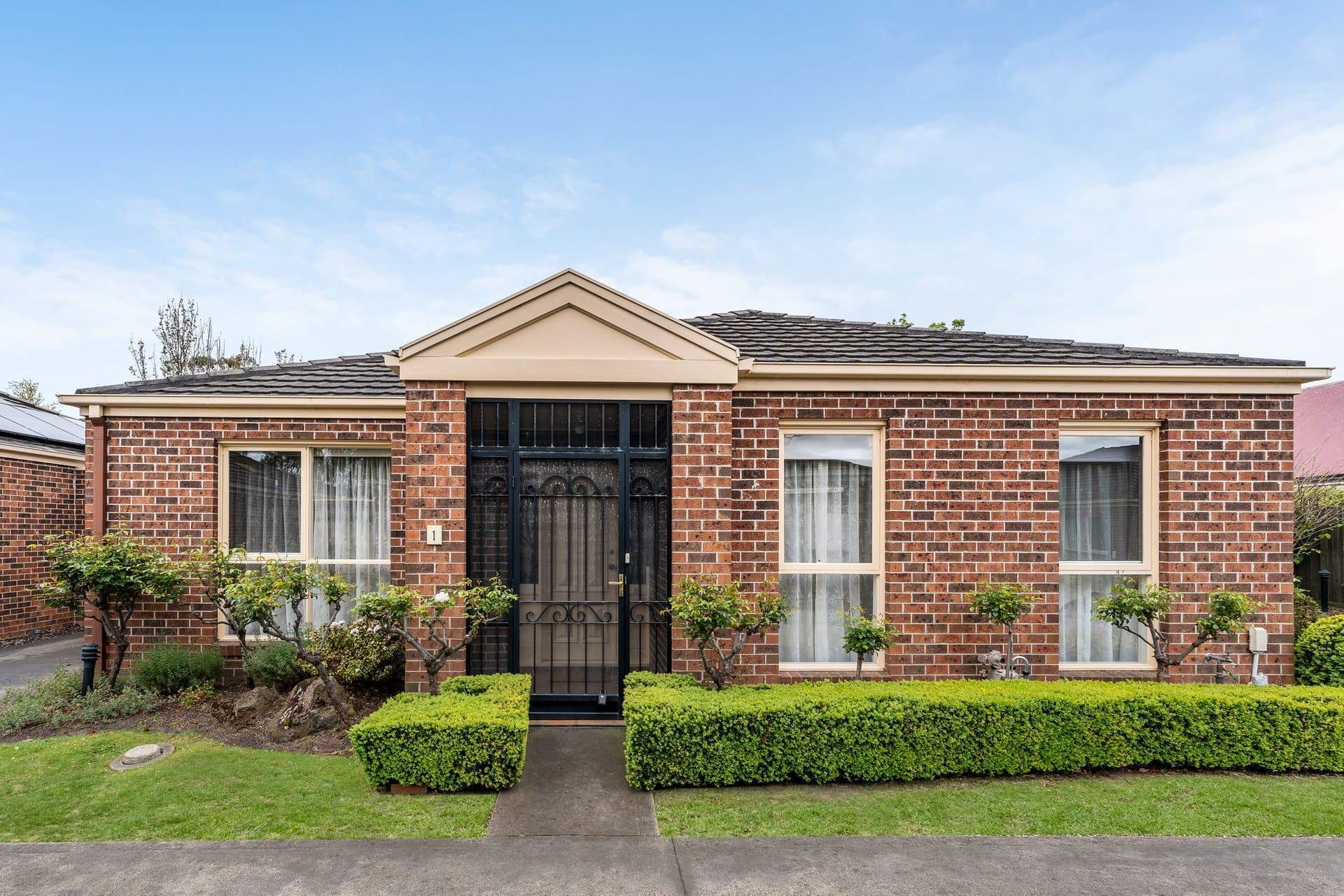 1/86a Balwyn Road, Balwyn - Image 1