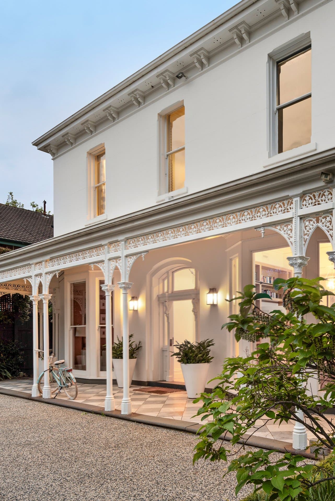 8 Tiuna Grove, Elwood - Thumbnail 2