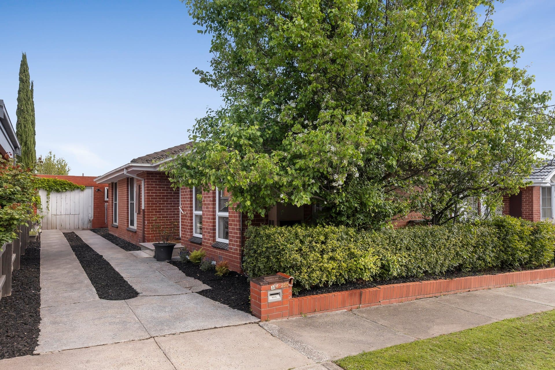 4/250 Highfield Road, Camberwell - Image 1