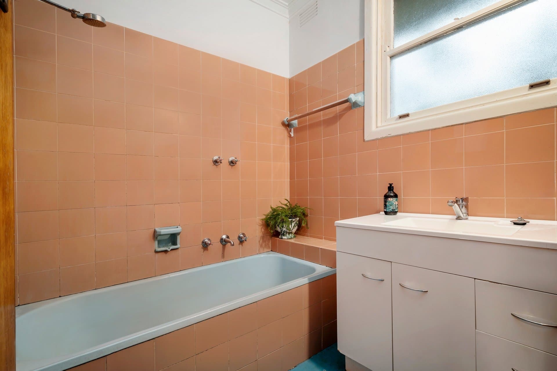 14 Ellsa Street, Balwyn North - Thumbnail 6