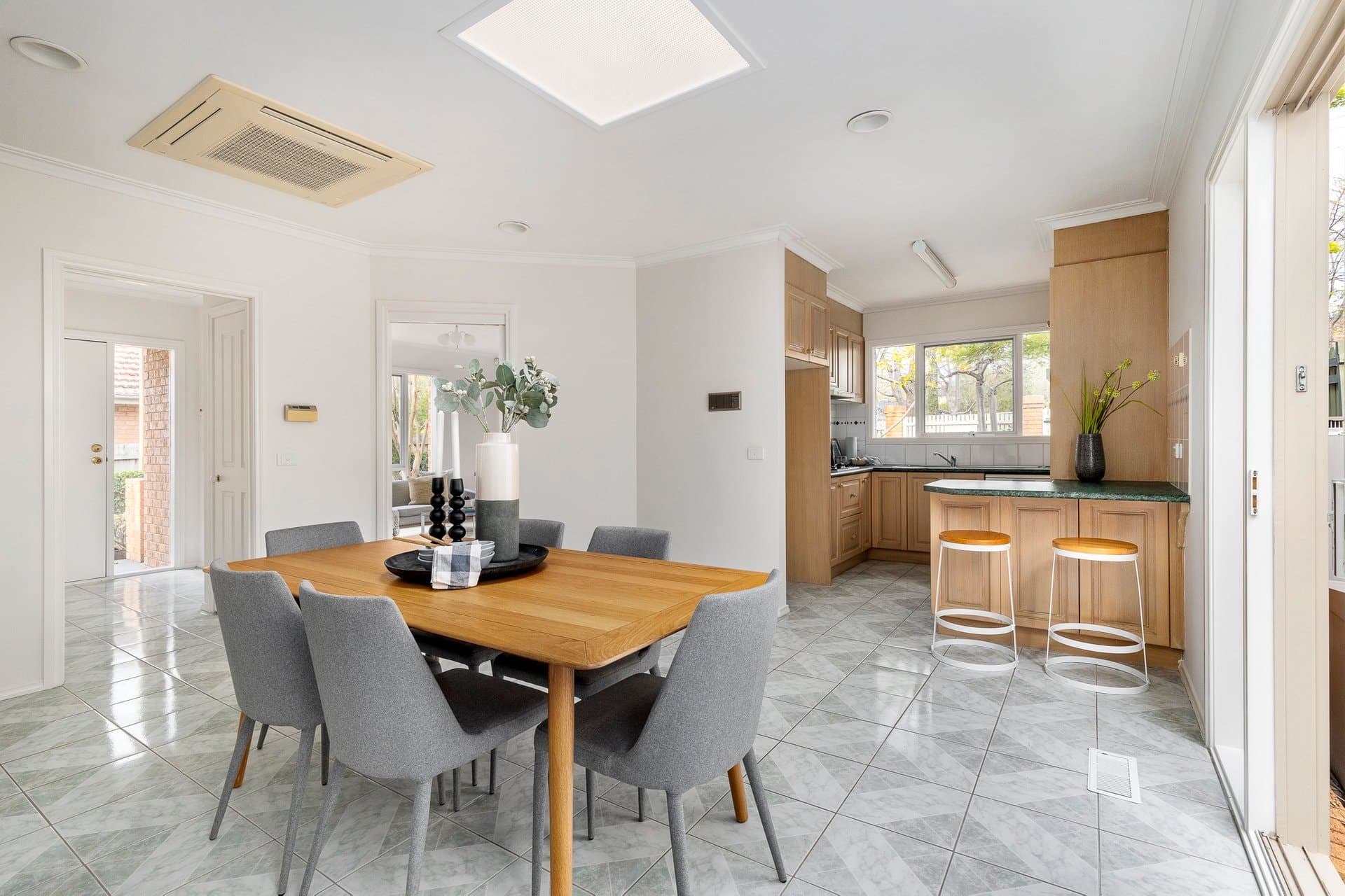 1/39 Power Street, Balwyn - Thumbnail 3