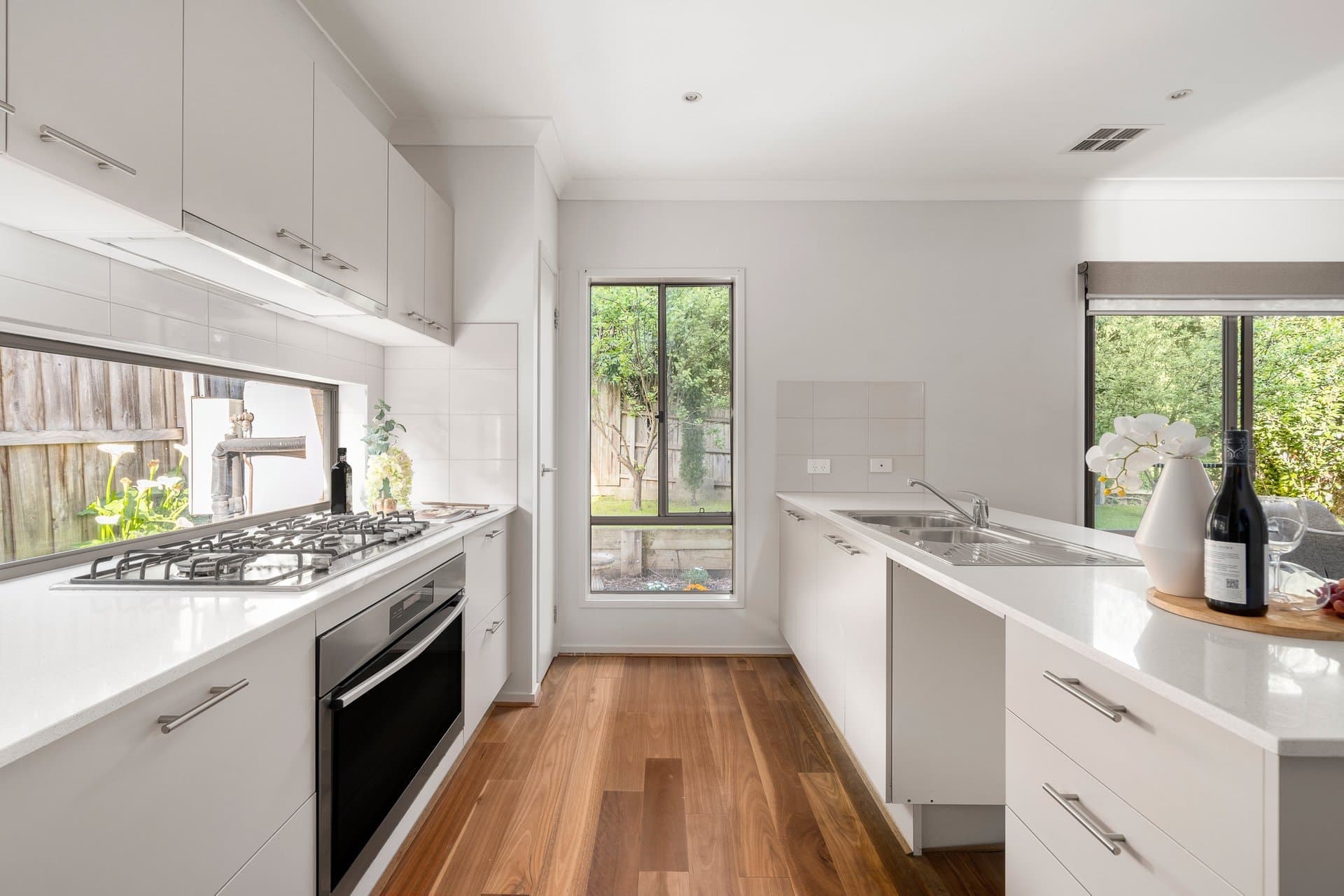 10 Simpson Street, Kew - Thumbnail 3