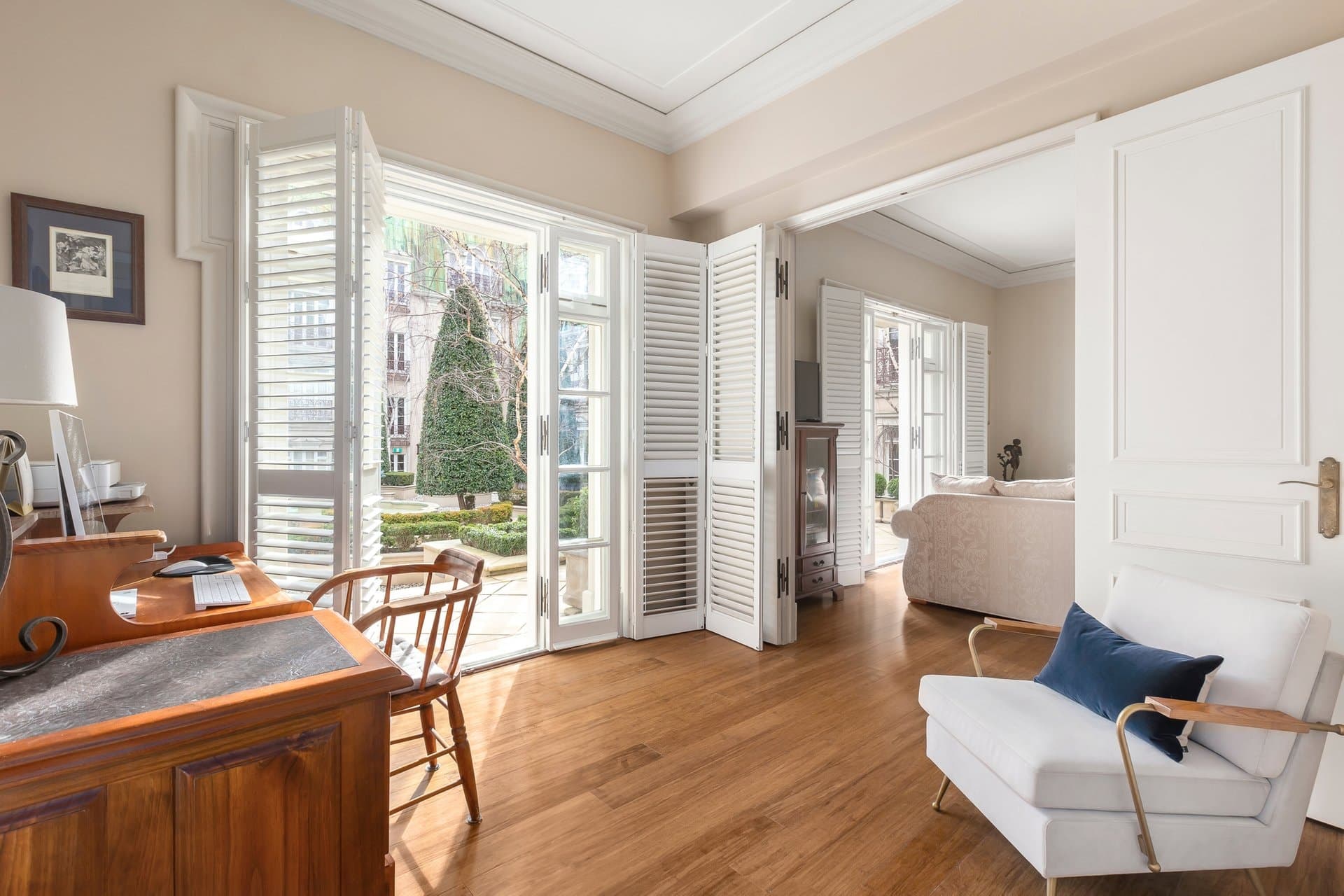 2/151 Canterbury Road, Toorak - Thumbnail 4
