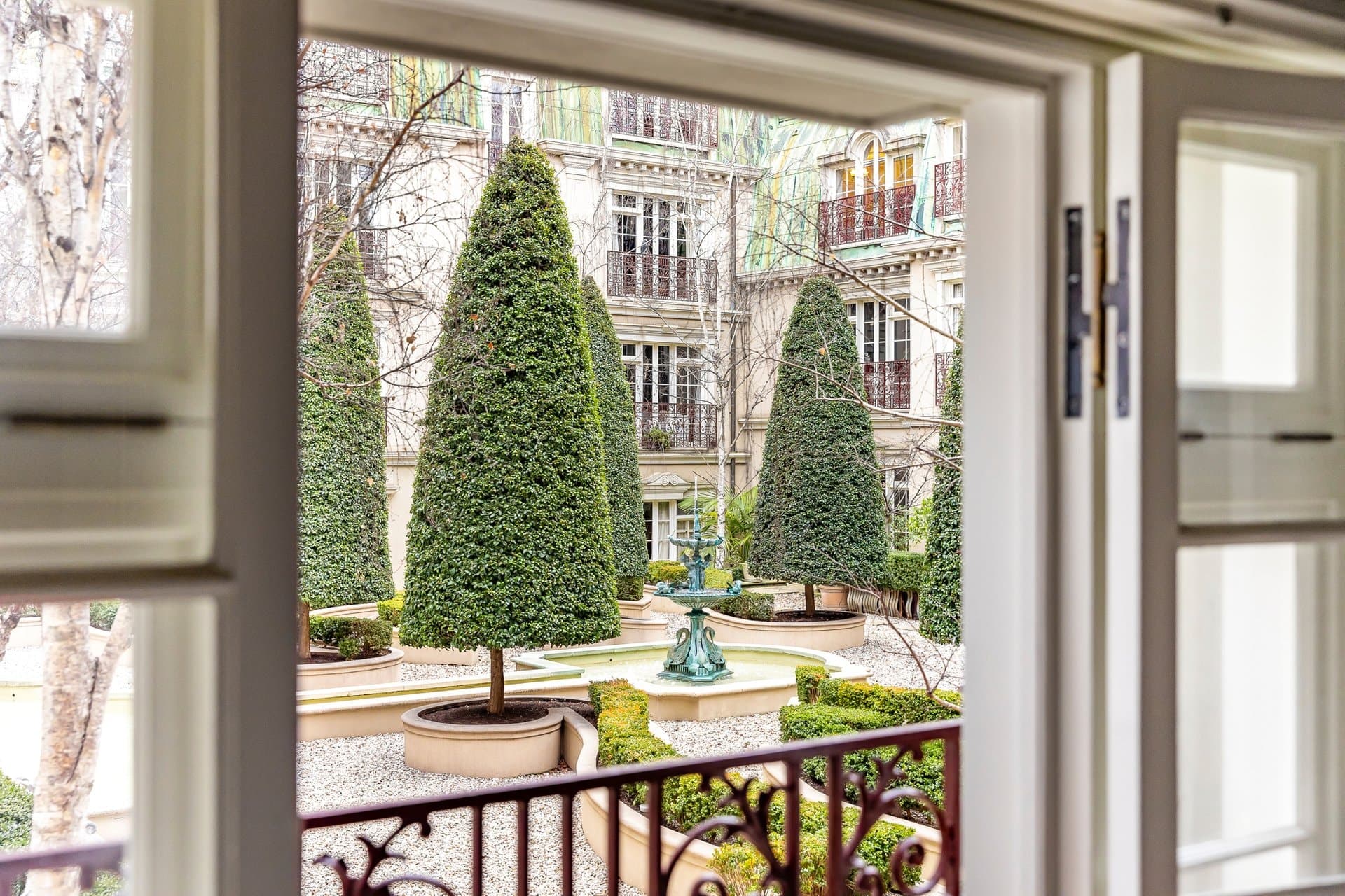 2/151 Canterbury Road, Toorak - Thumbnail 5