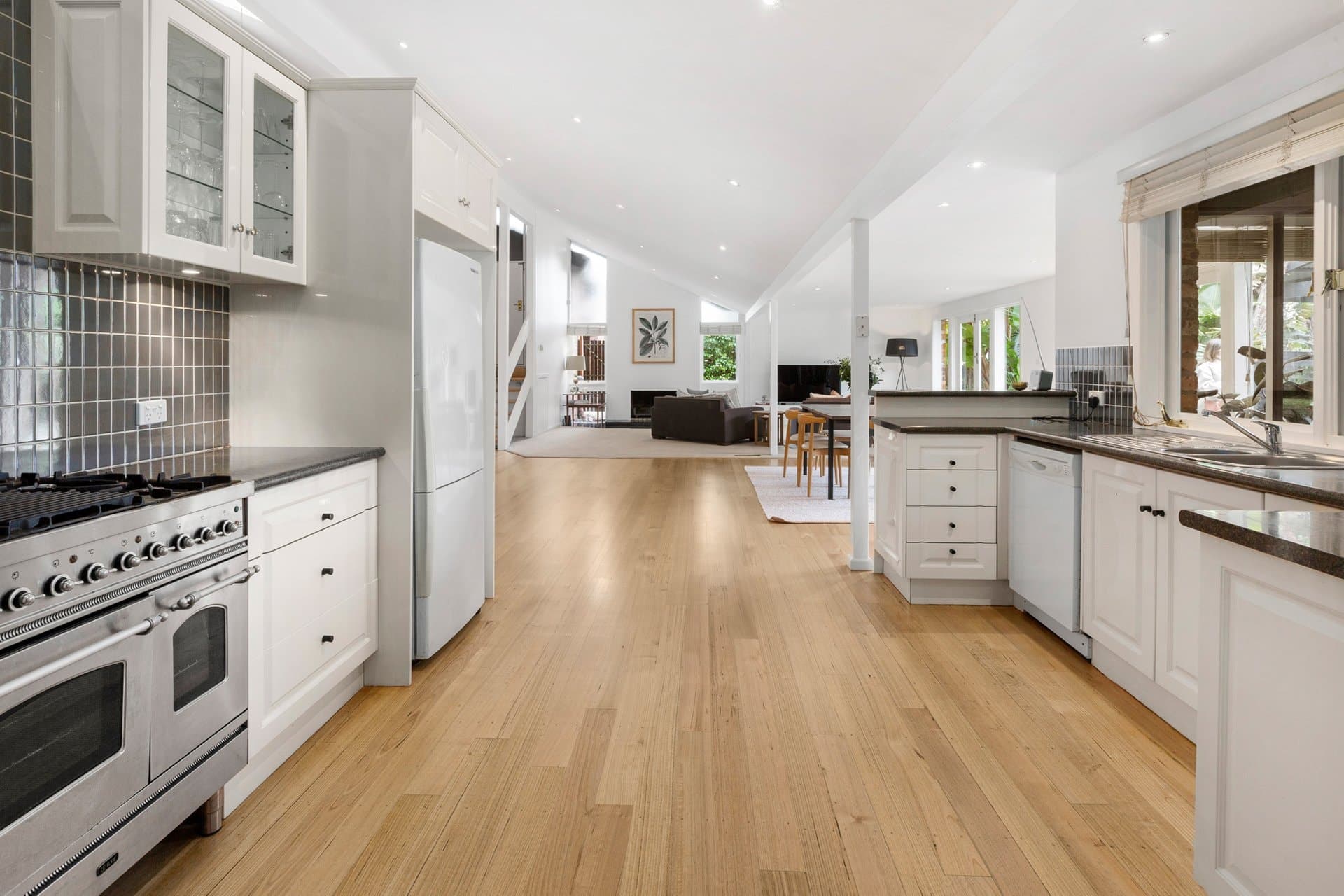 9 Seaview Road, Frankston South - Thumbnail 6