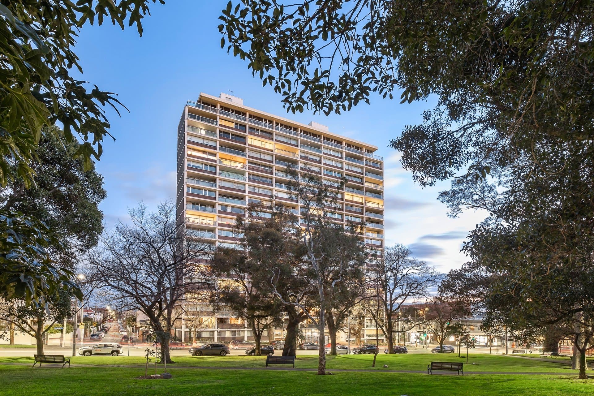 7.2 193 Domain Road, South Yarra - Thumbnail 3