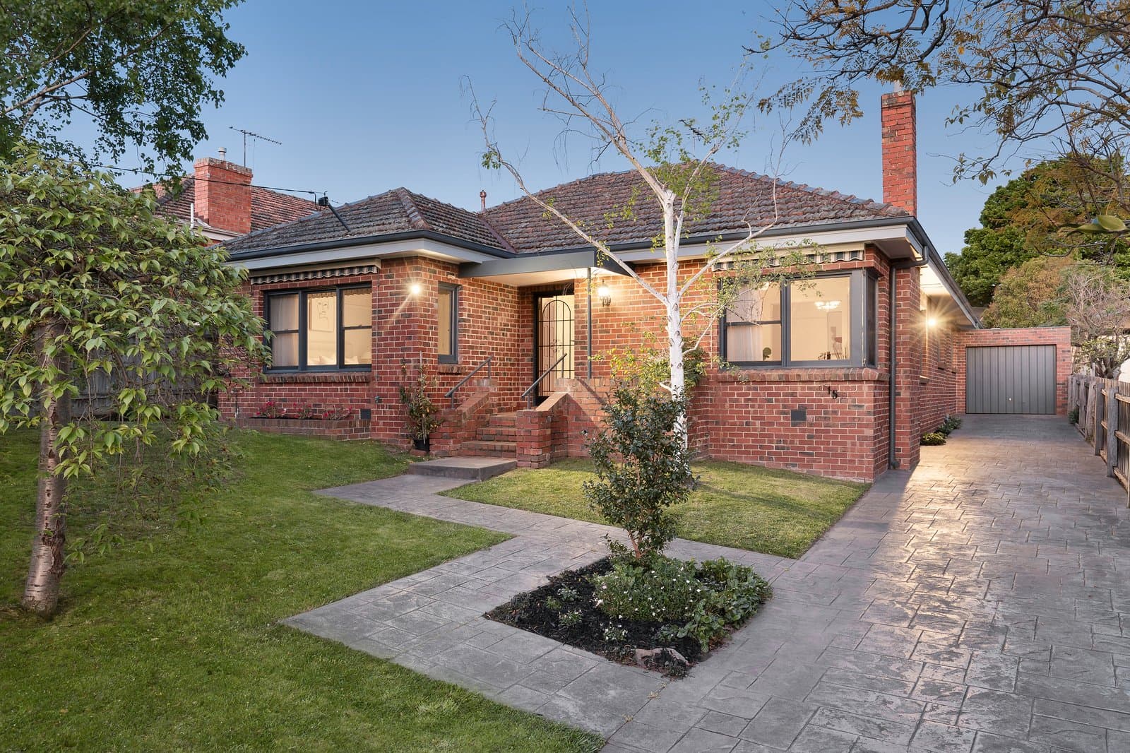 15 Lambourne Street, Surrey Hills - Image 1