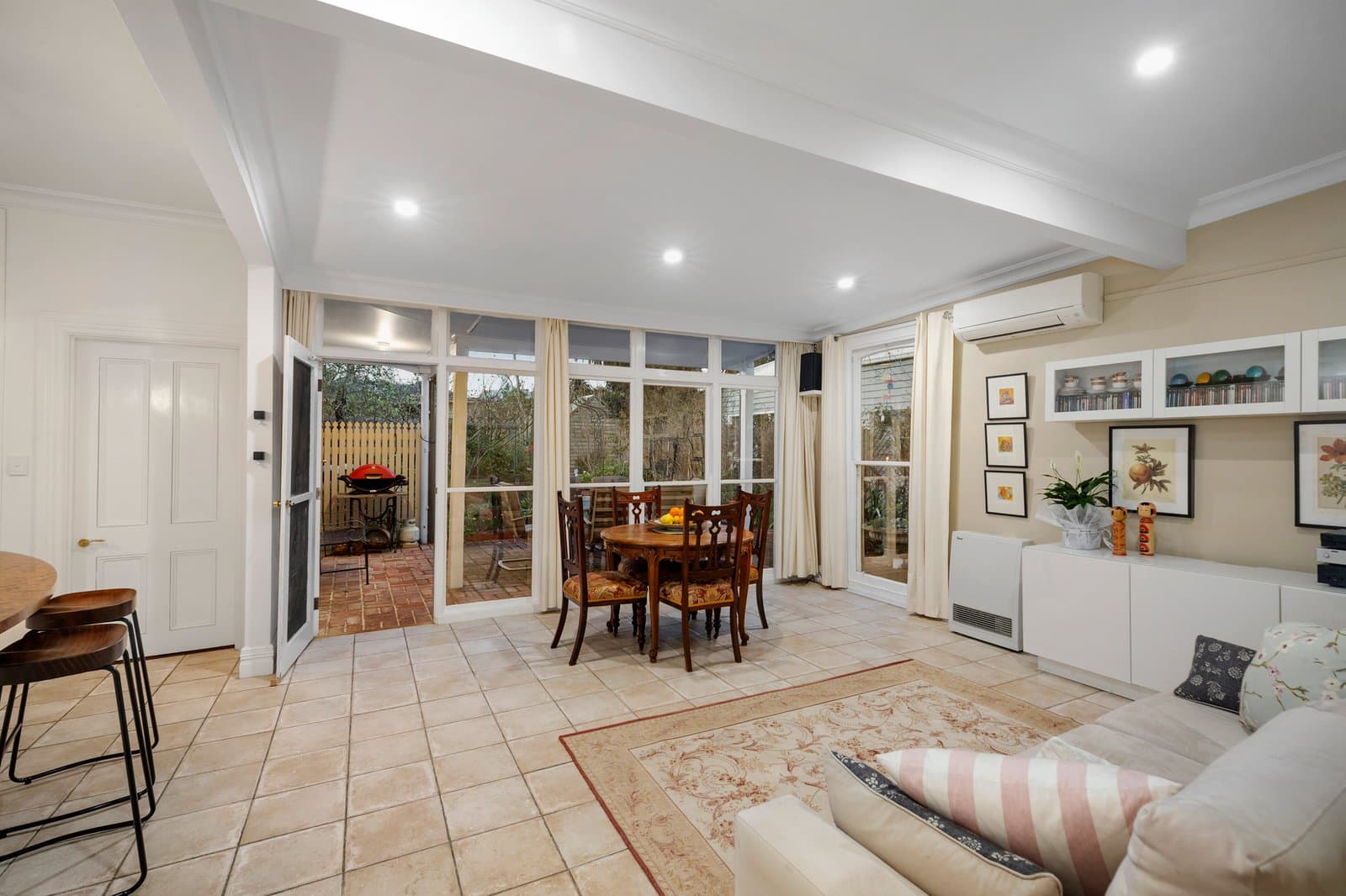 13 Evandale Road, Malvern - Thumbnail 2