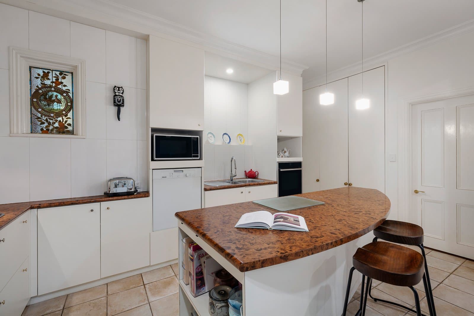 13 Evandale Road, Malvern - Thumbnail 3