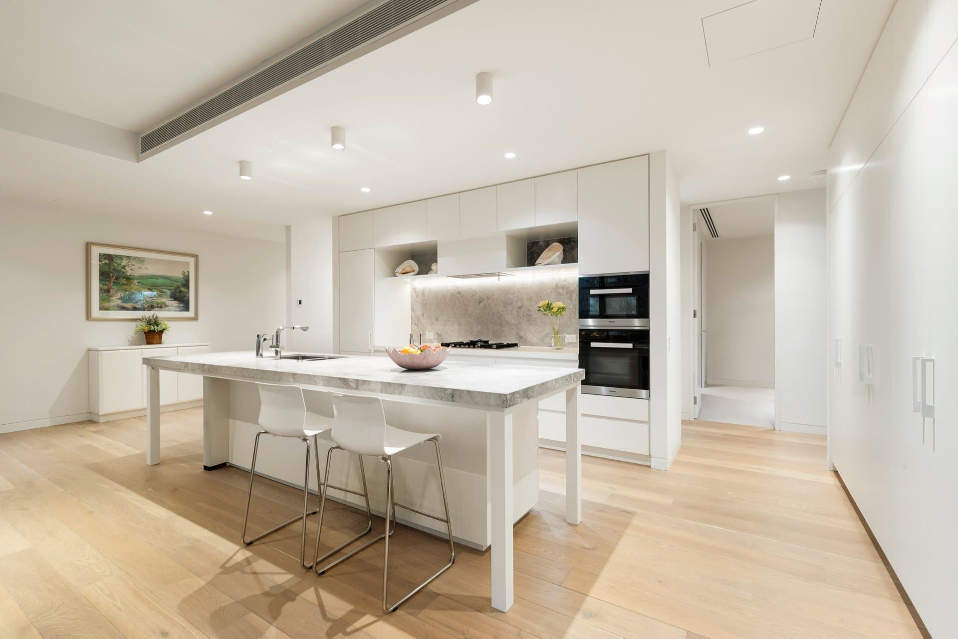 16/1 Irving Road, Toorak - Thumbnail 3