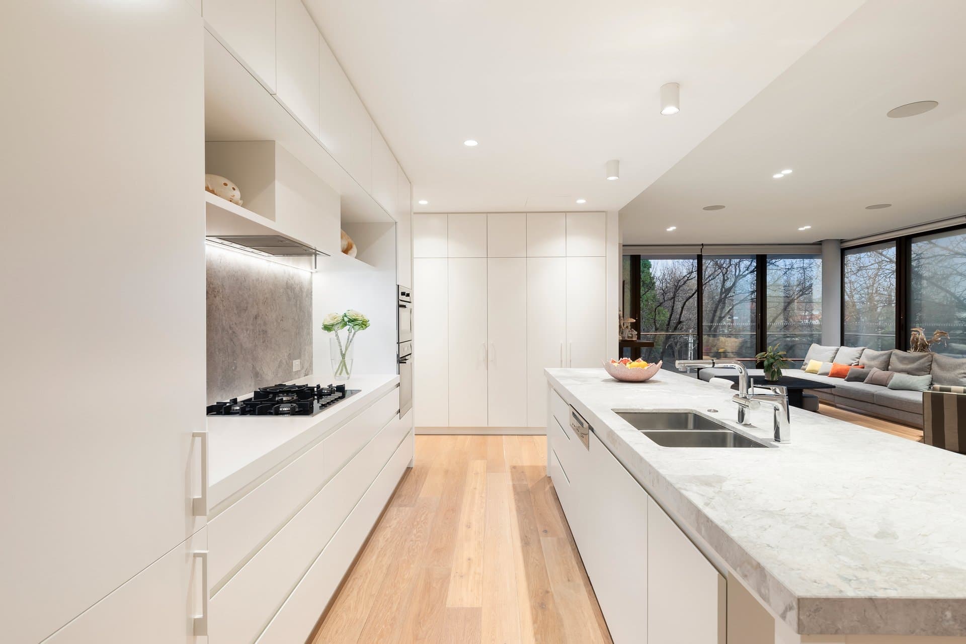 16/1 Irving Road, Toorak - Thumbnail 4