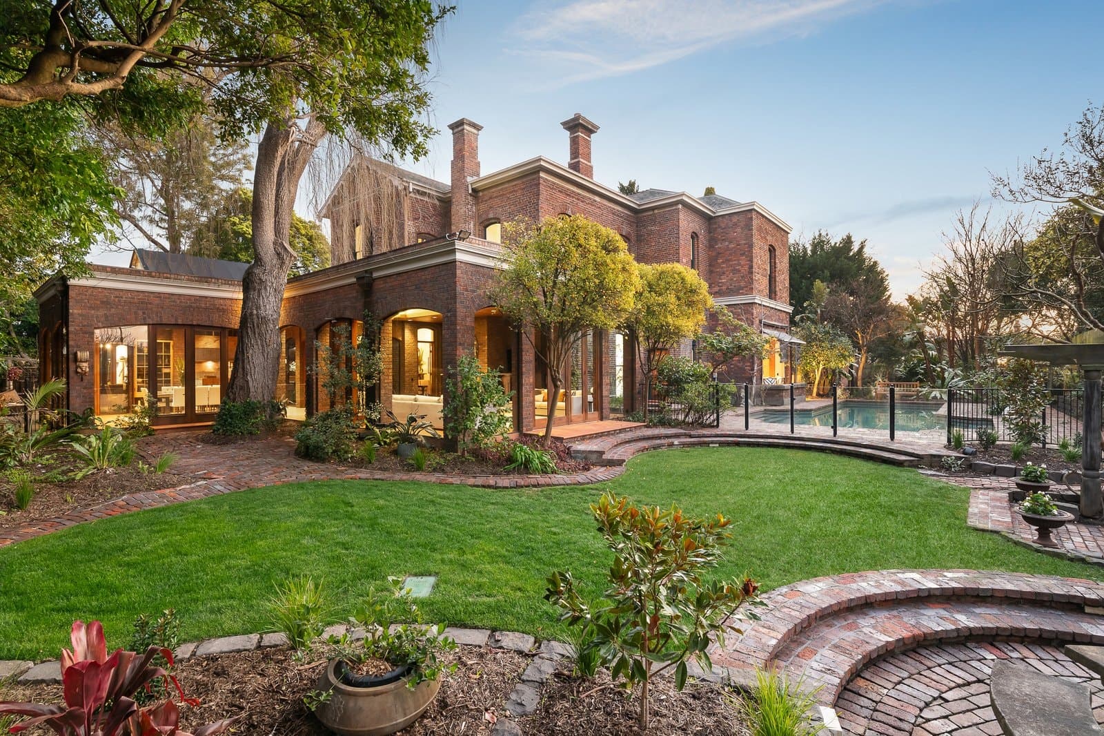 15 Lorne Grove, Camberwell - Image 1