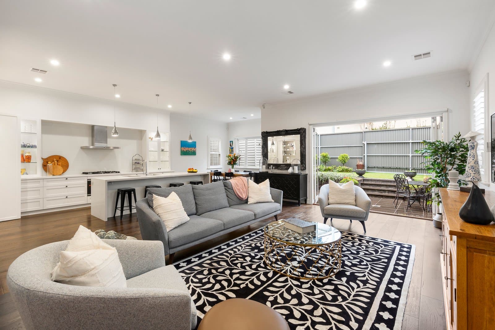 11 Leslie Street, Hawthorn - Thumbnail 3