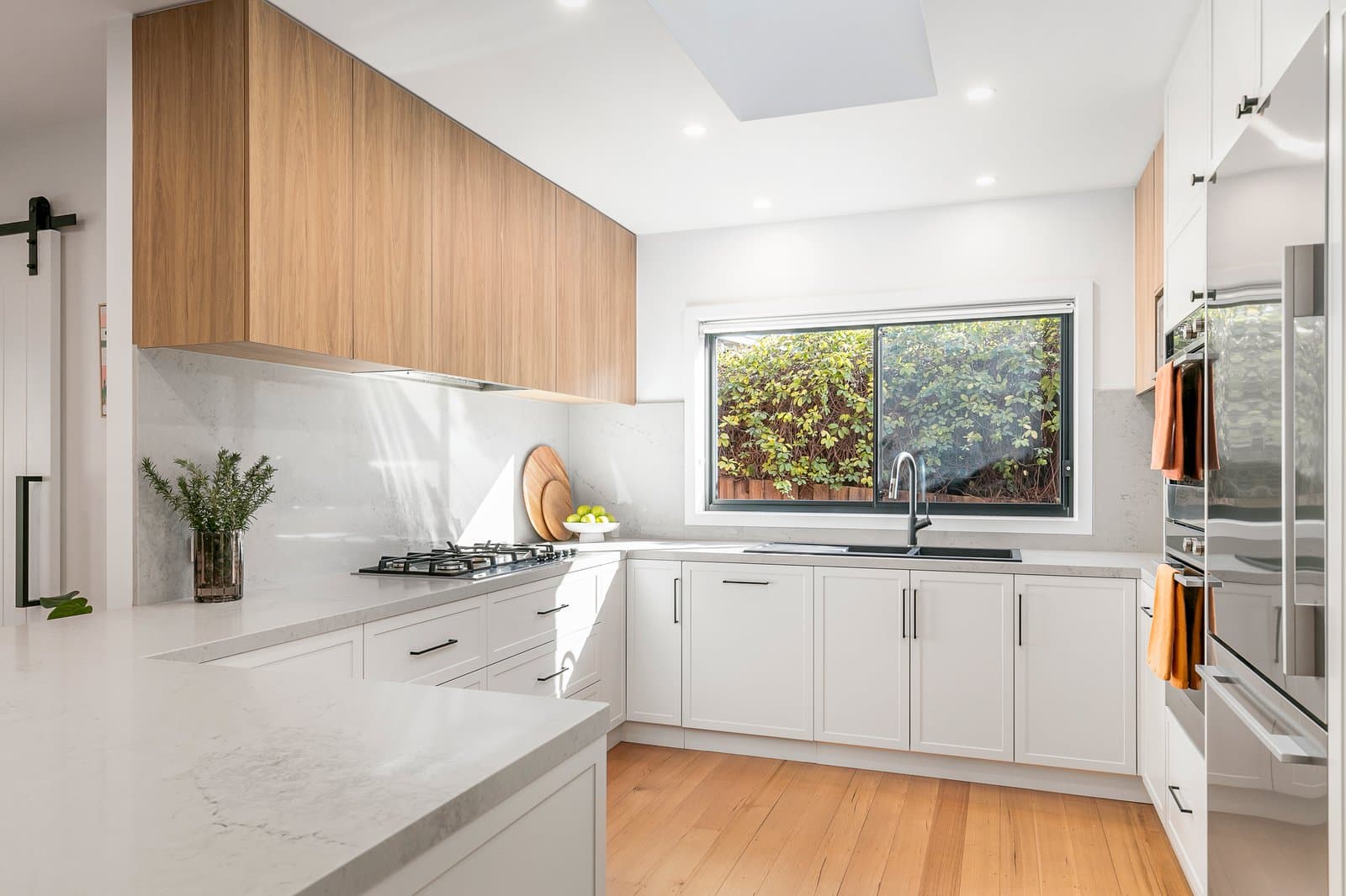 20 Viewpoint Road, Balwyn North - Thumbnail 5