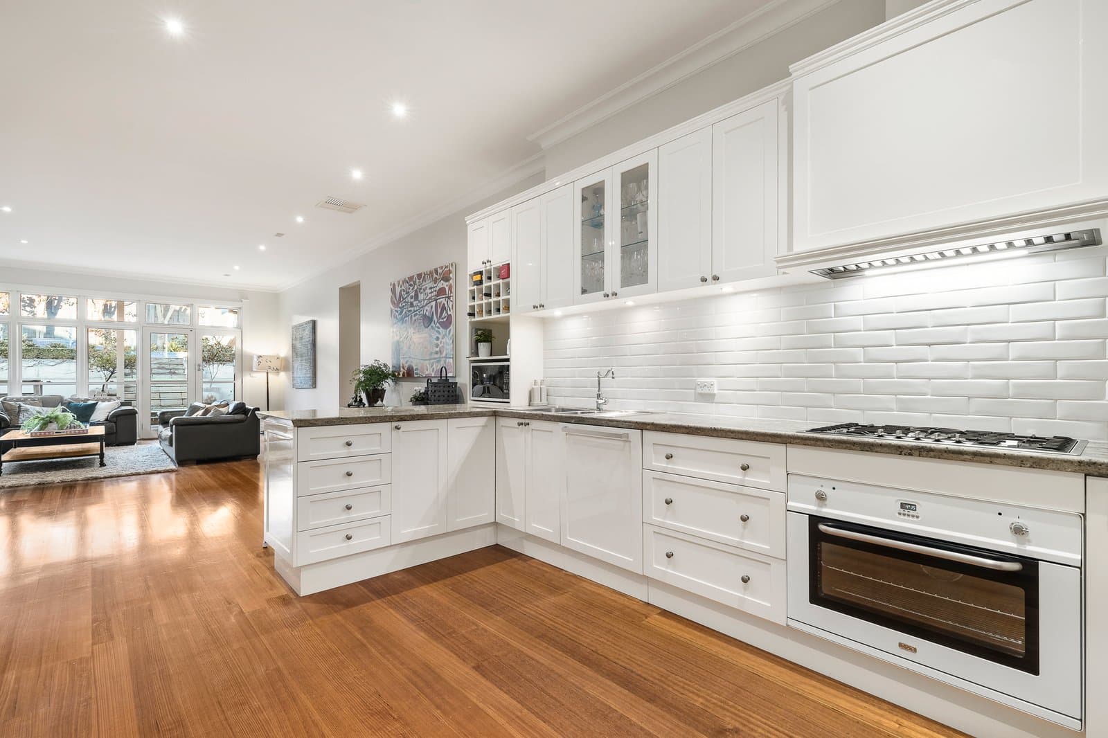 9 Graham Street, Surrey Hills - Thumbnail 5