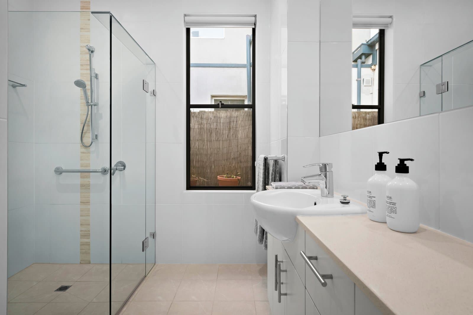 15 Churchill Grove, Hawthorn - Thumbnail 4