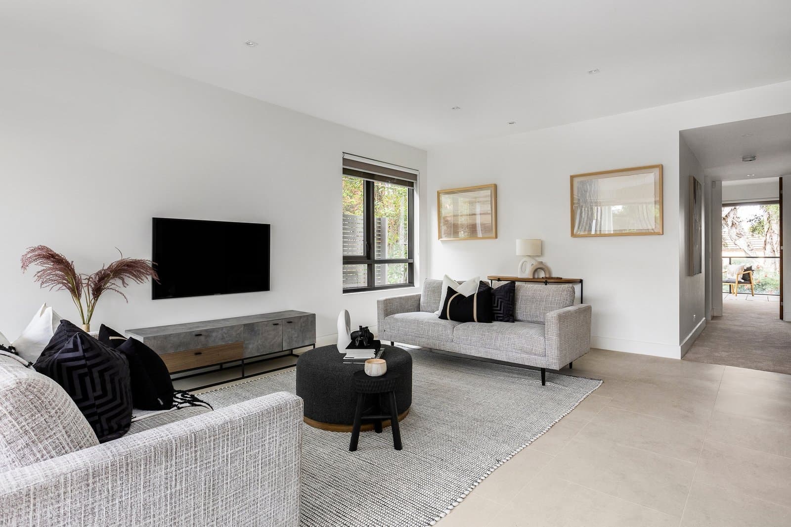 206/33 Wattle Road, Hawthorn - Thumbnail 2
