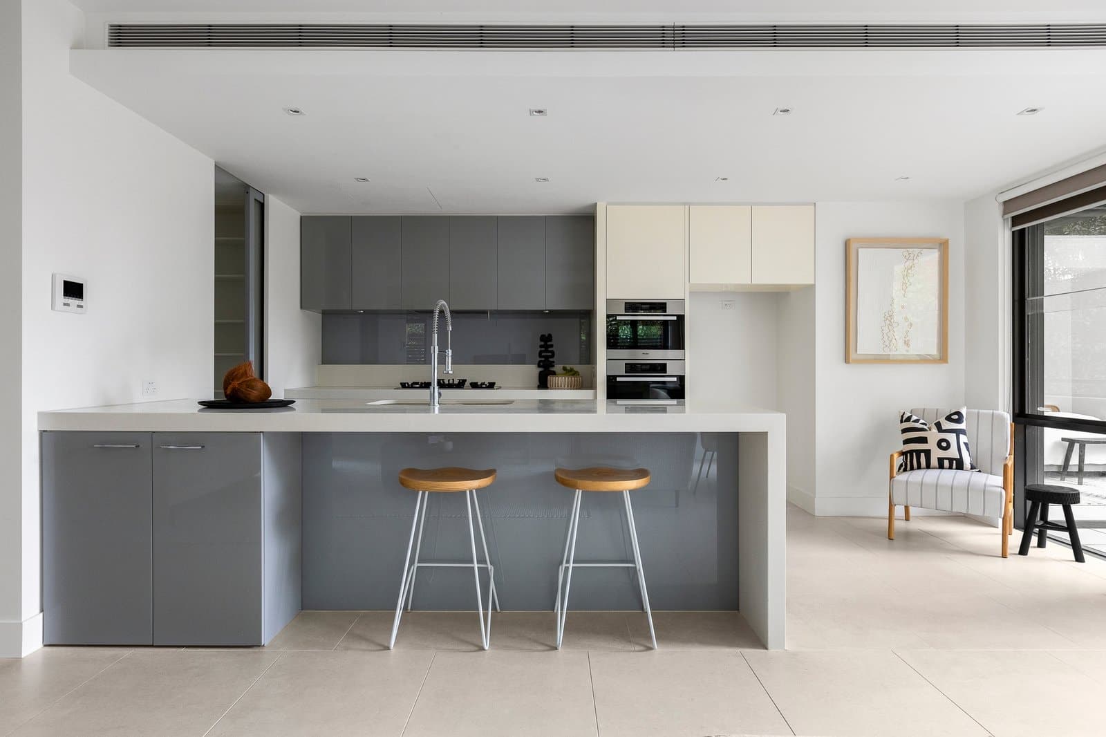 206/33 Wattle Road, Hawthorn - Thumbnail 3