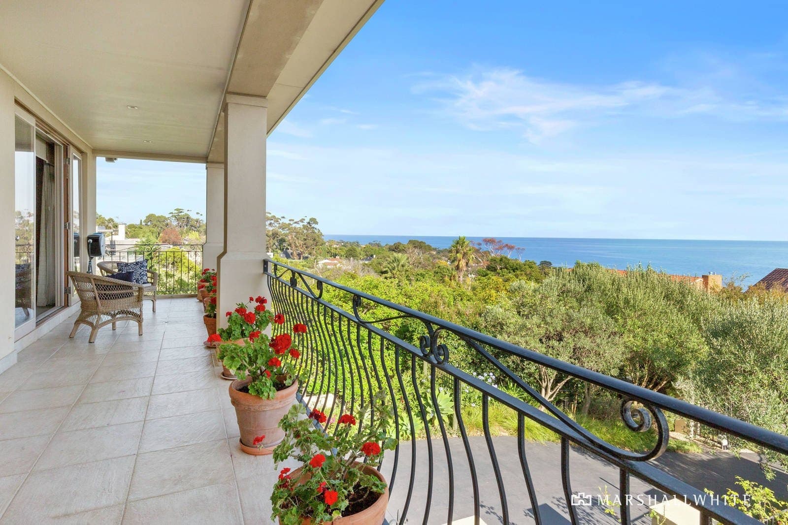 12 Bay Avenue, Mount Eliza - Thumbnail 4