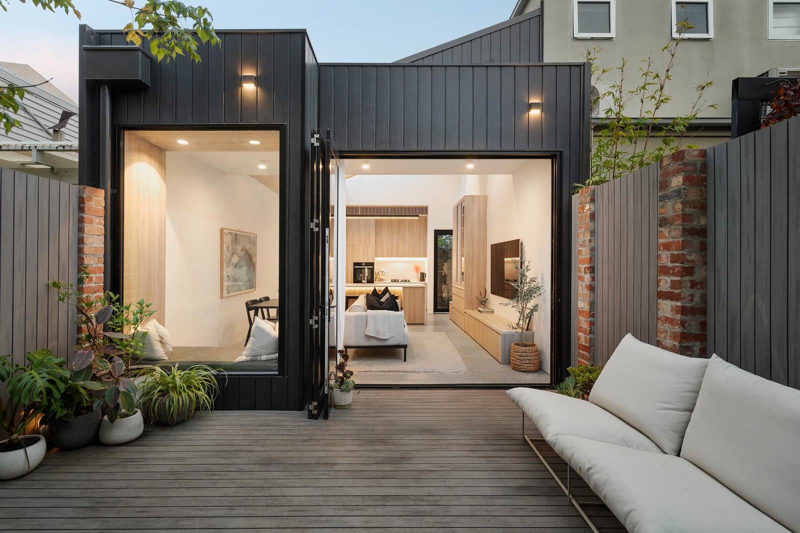 22A Cobden Street, South Melbourne - Thumbnail 2