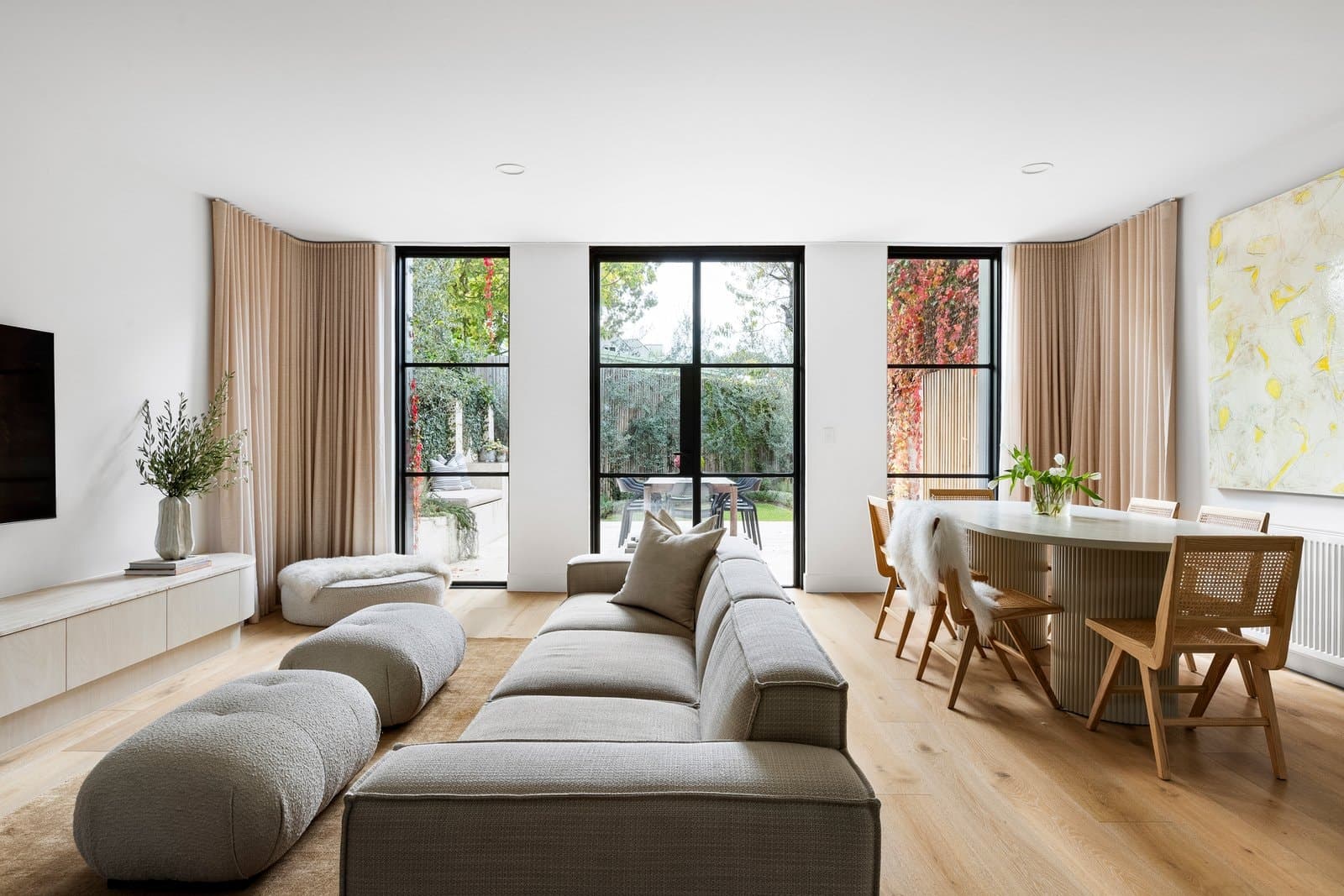 24 Fairbairn Road, Toorak - Thumbnail 4
