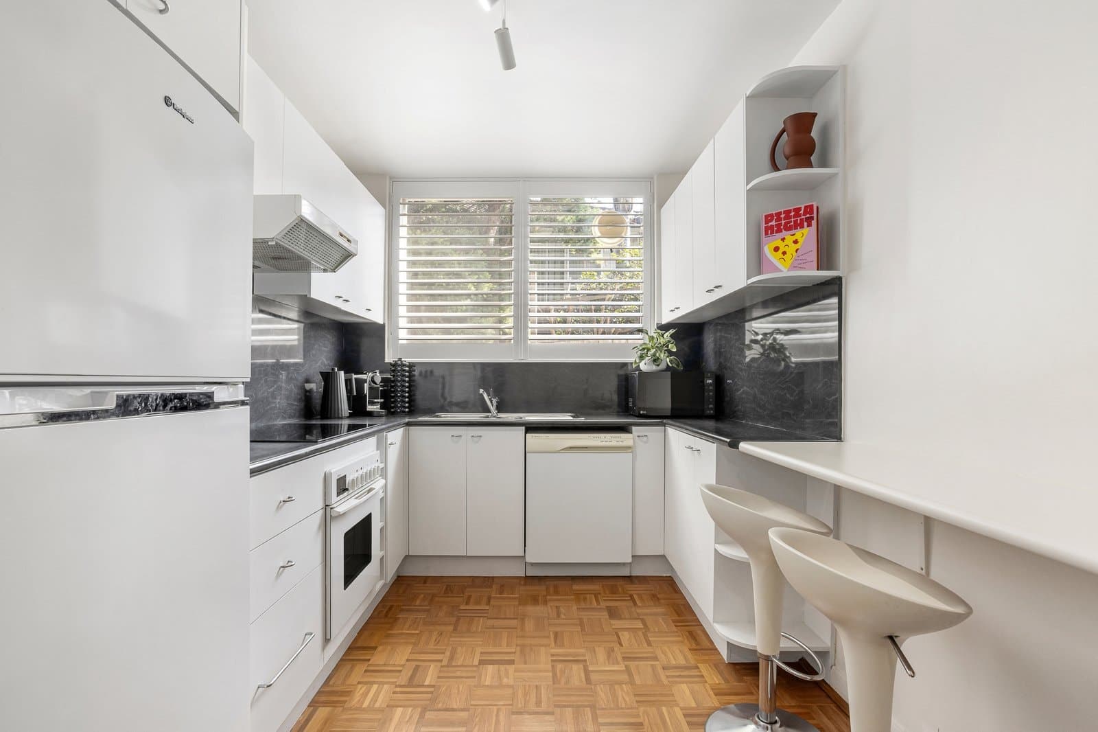 10/411 Toorak Road, Toorak - Thumbnail 7