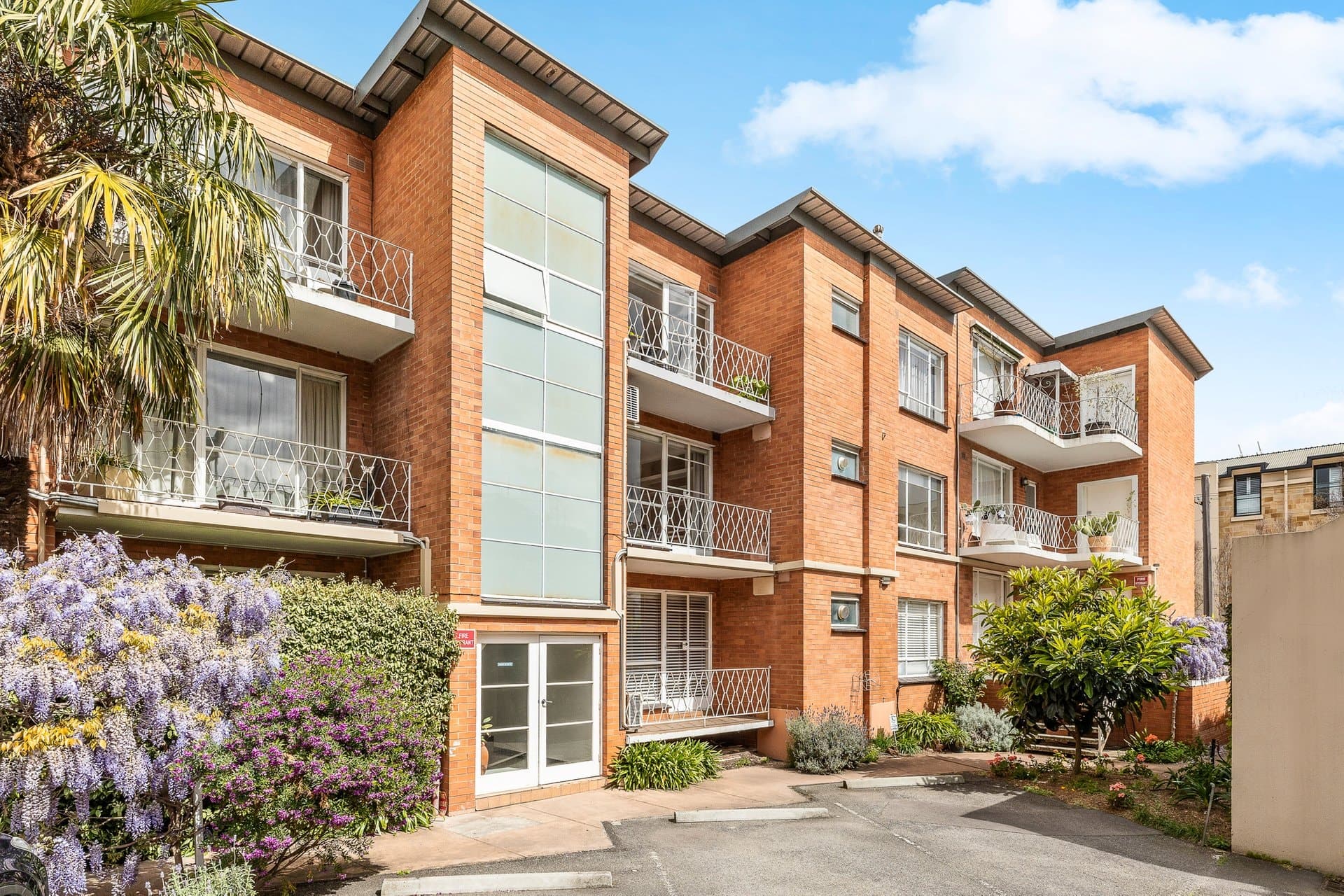 13/123 Millswyn Street, South Yarra - Image 1