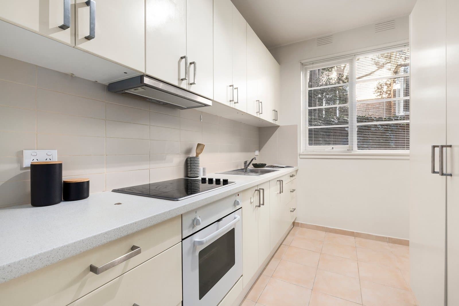 6/486 Toorak Road, Toorak - Thumbnail 4