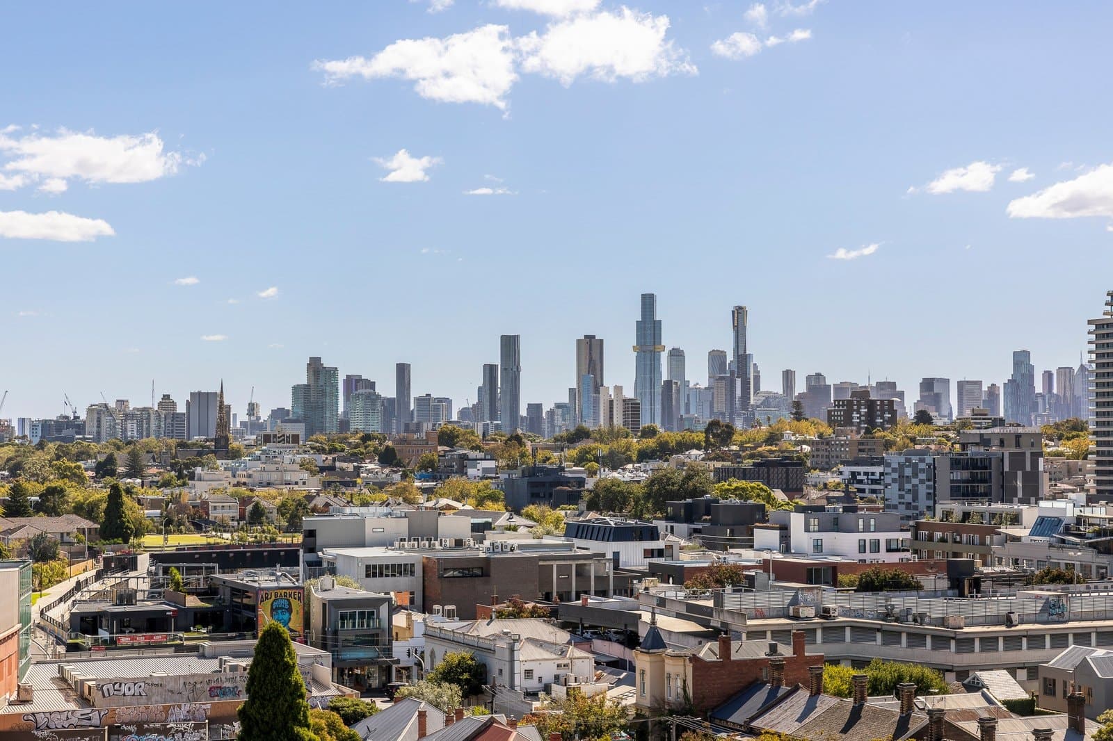 901/1 Clara Street, South Yarra - Thumbnail 3