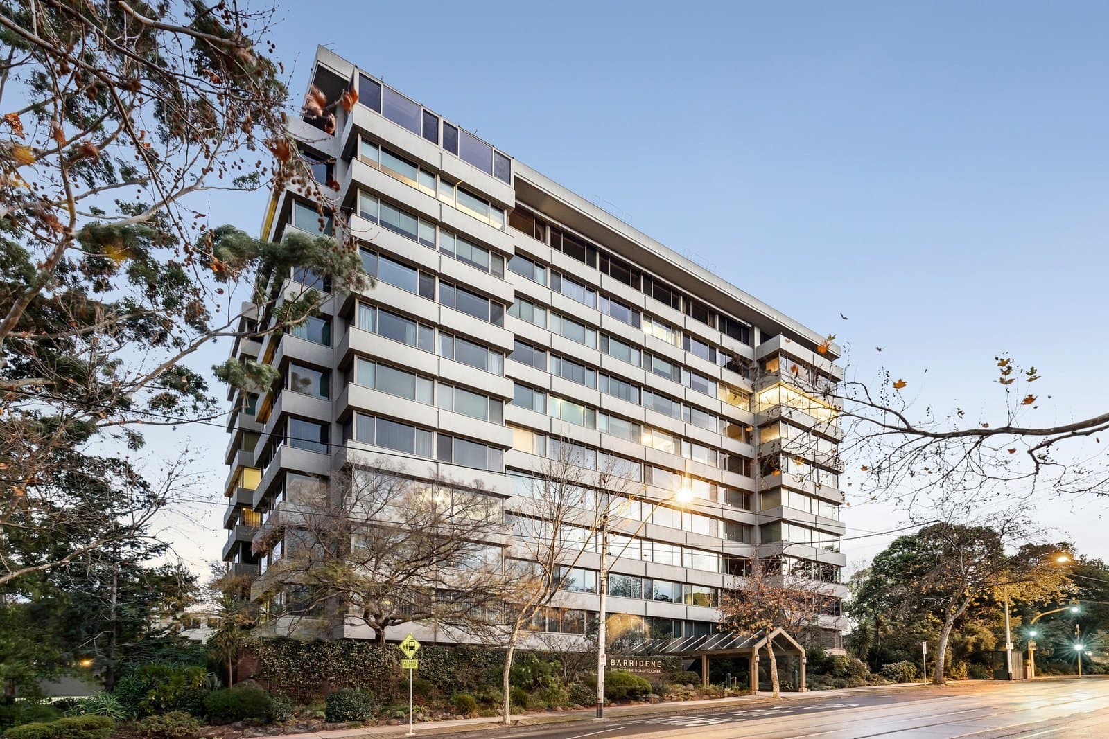 53/546 Toorak Road, Toorak - Thumbnail 2