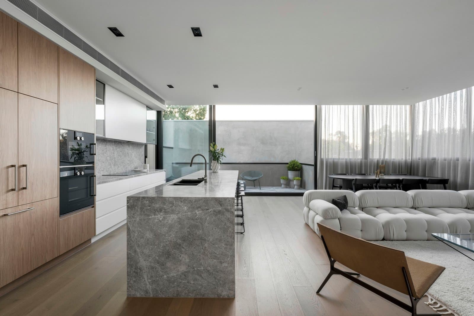 35 Frater Street, Kew East - Thumbnail 3