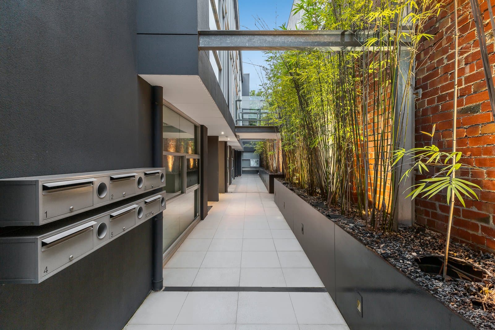 3/8B Park Street, Abbotsford - Thumbnail 2