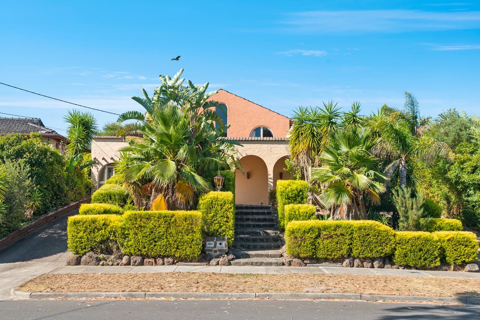 25 Toulon Drive, Templestowe Lower - Image 1