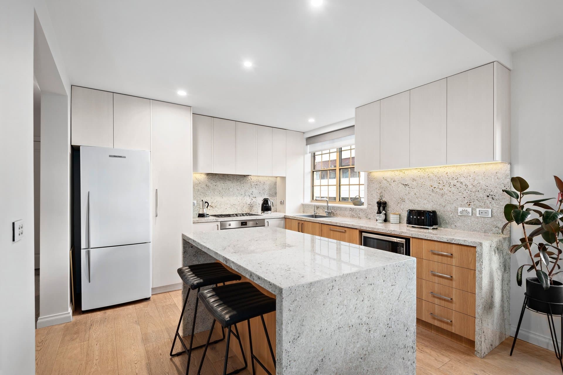 25/485 St Kilda Road, Melbourne - Thumbnail 4