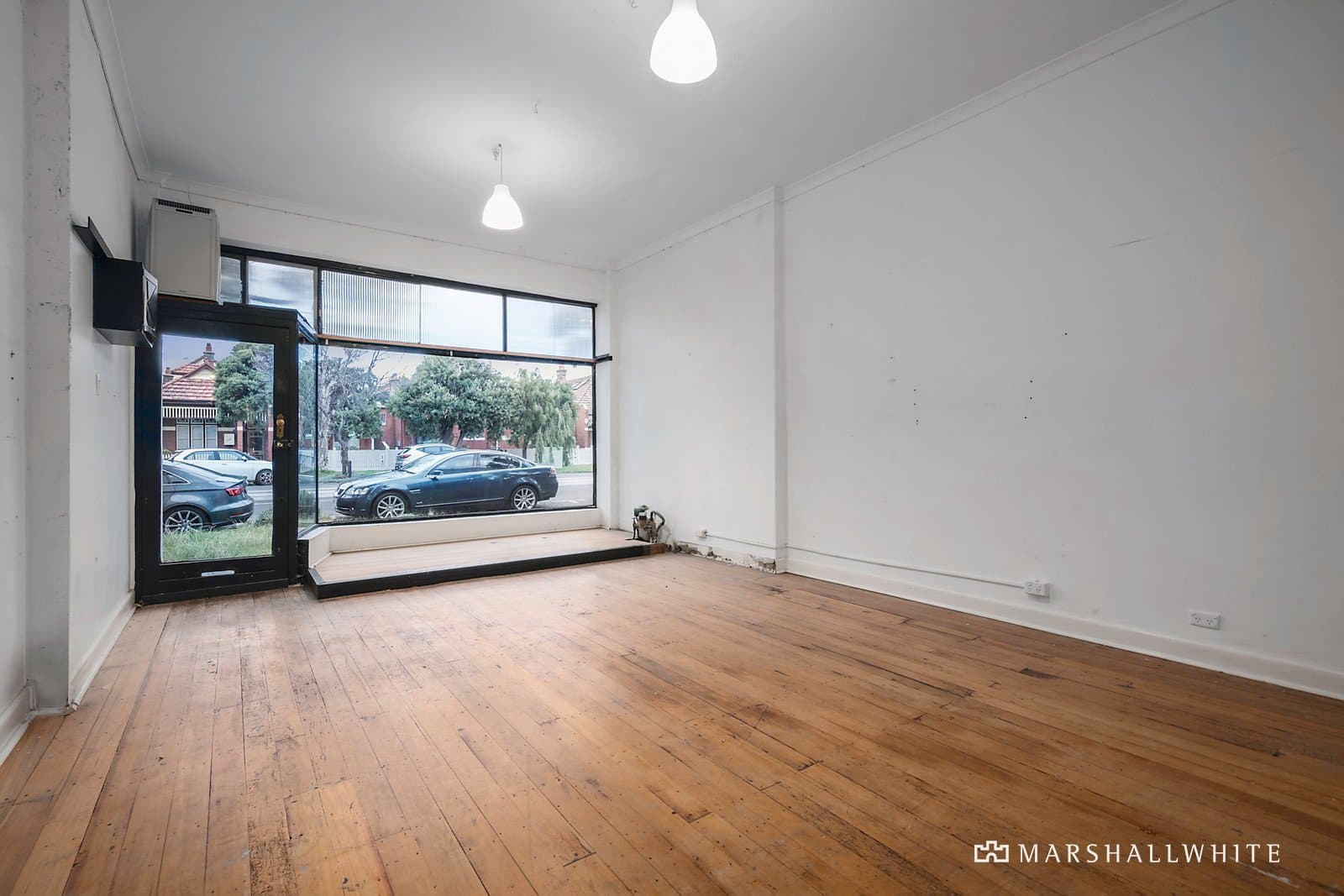 136 Mills Street, Albert Park - Thumbnail 2