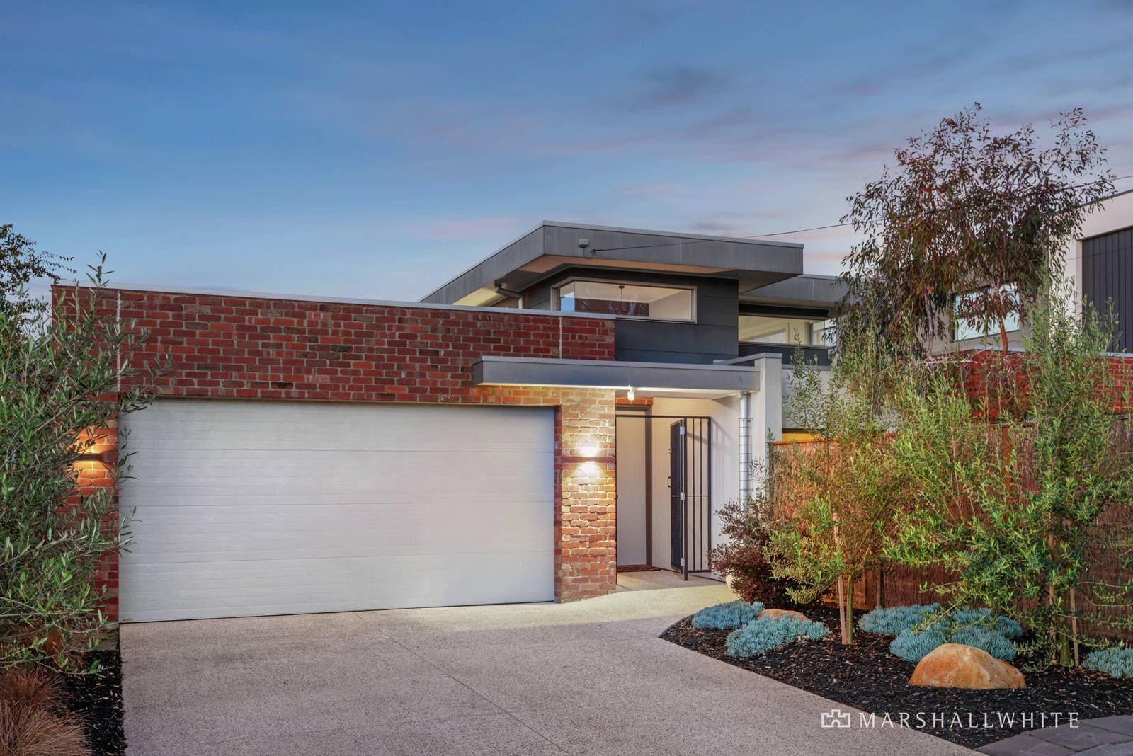 13 Sunningdale Avenue, Mornington - Image 1