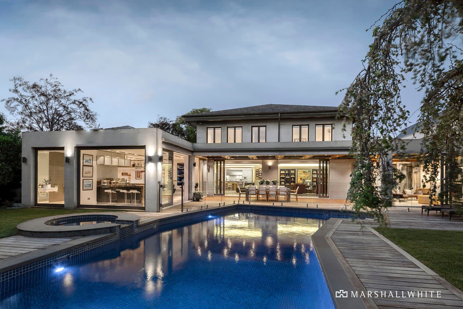 4 Bromley Court, Toorak - Image 1