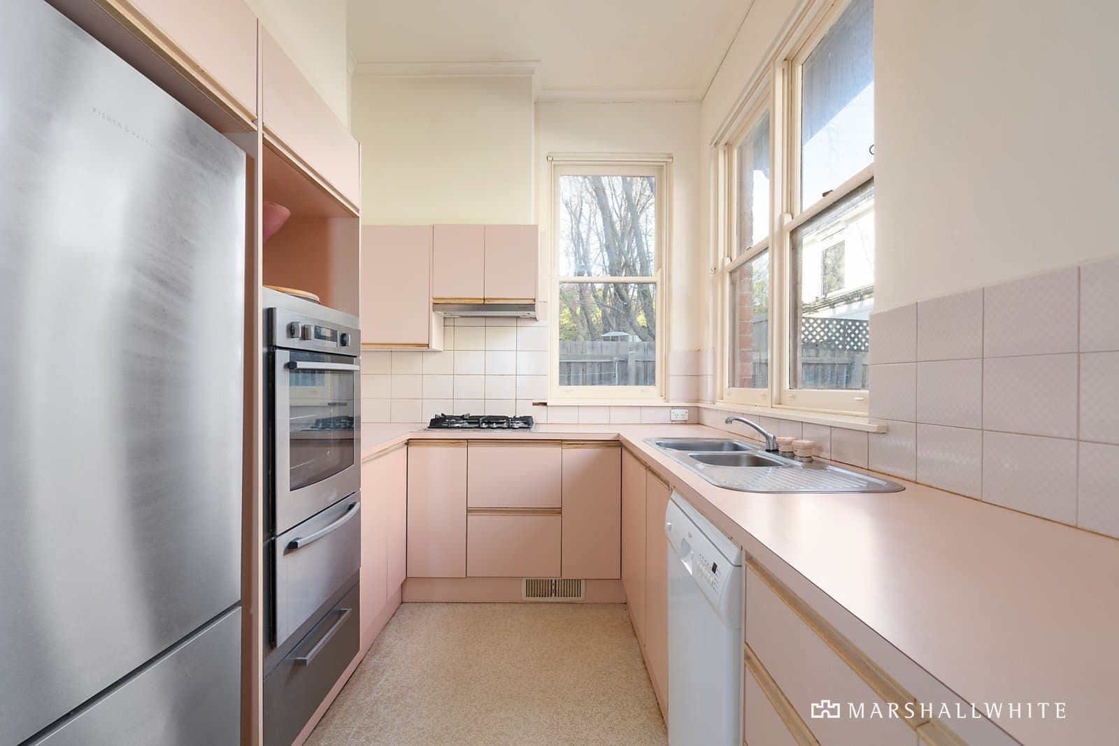 16 Macartney Avenue, Kew - Thumbnail 4