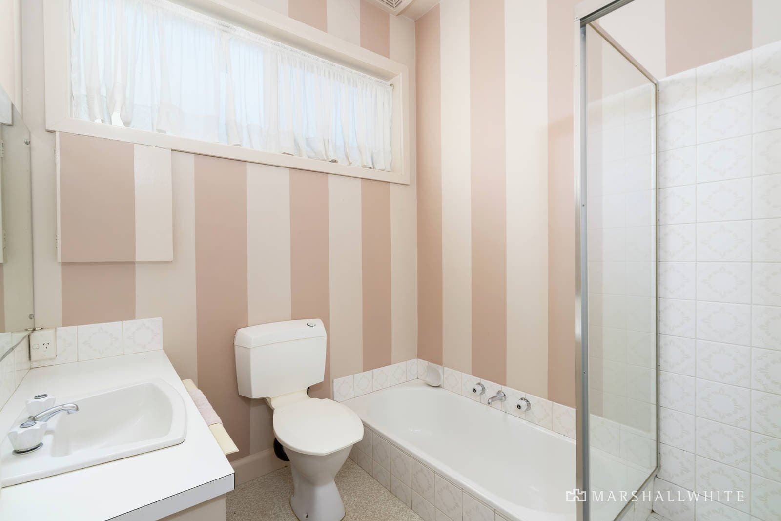 16 Macartney Avenue, Kew - Thumbnail 7