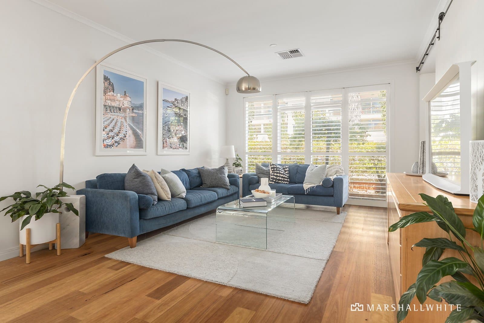 138 Beach Street, Port Melbourne - Thumbnail 2