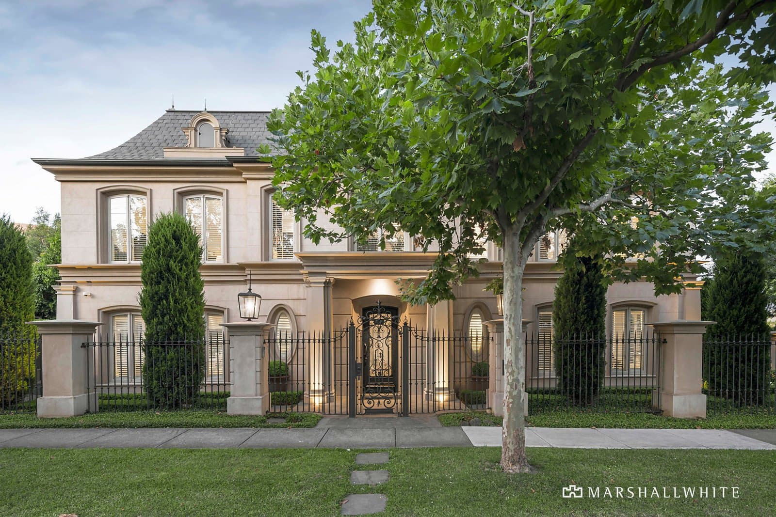 3 Torresdale Road, Toorak - Image 1