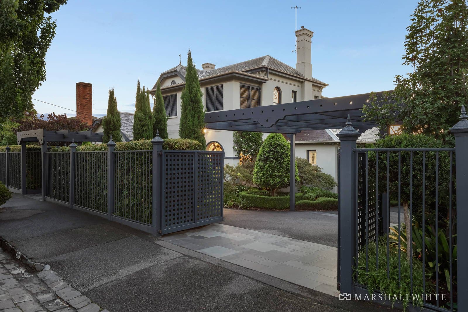 25 Davis Street, Kew - Thumbnail 2