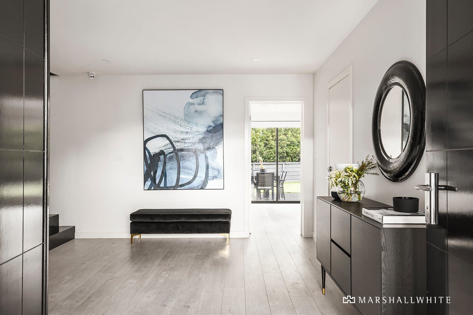 4 Sylvan Court, Kew - Thumbnail 3