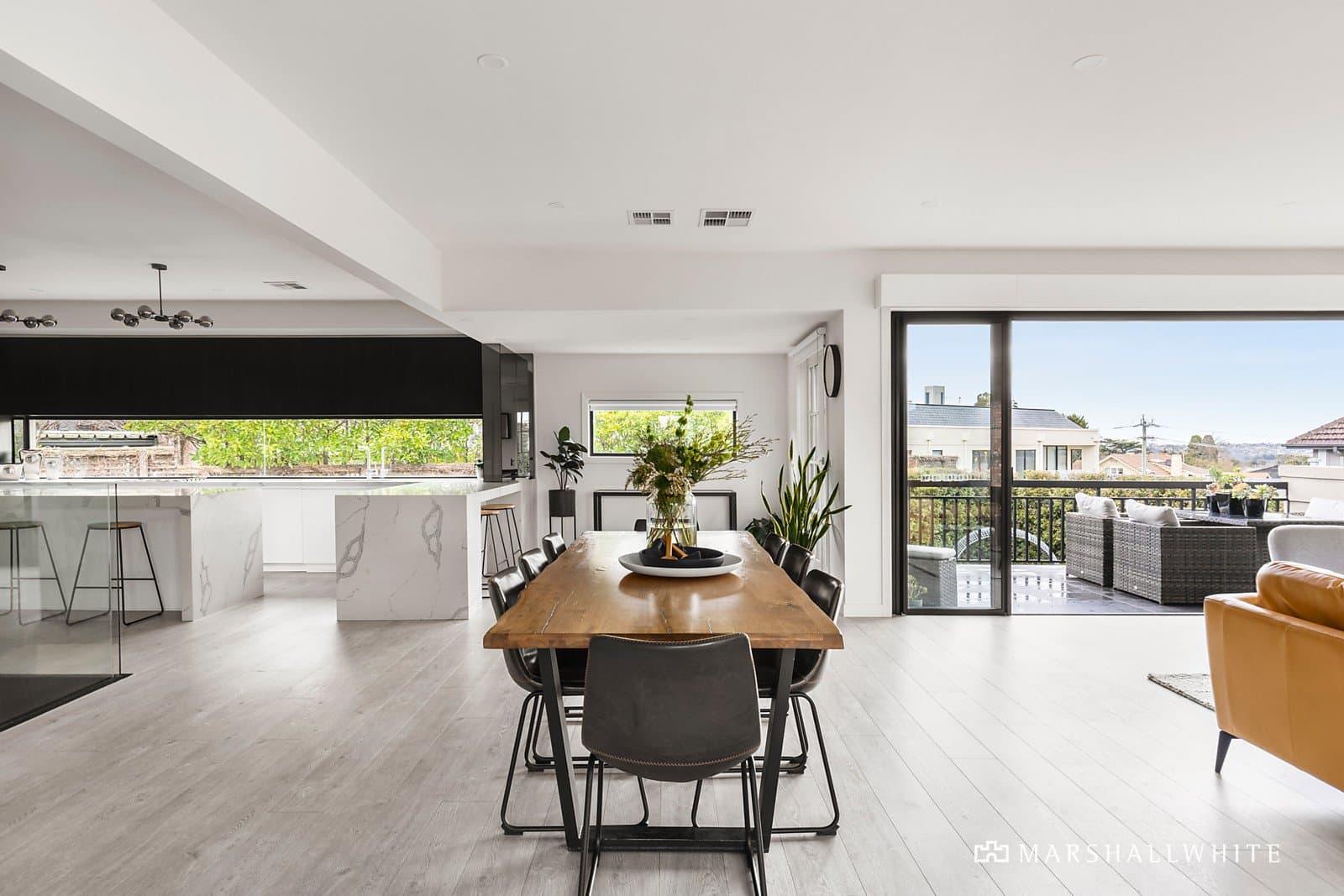 4 Sylvan Court, Kew - Thumbnail 6