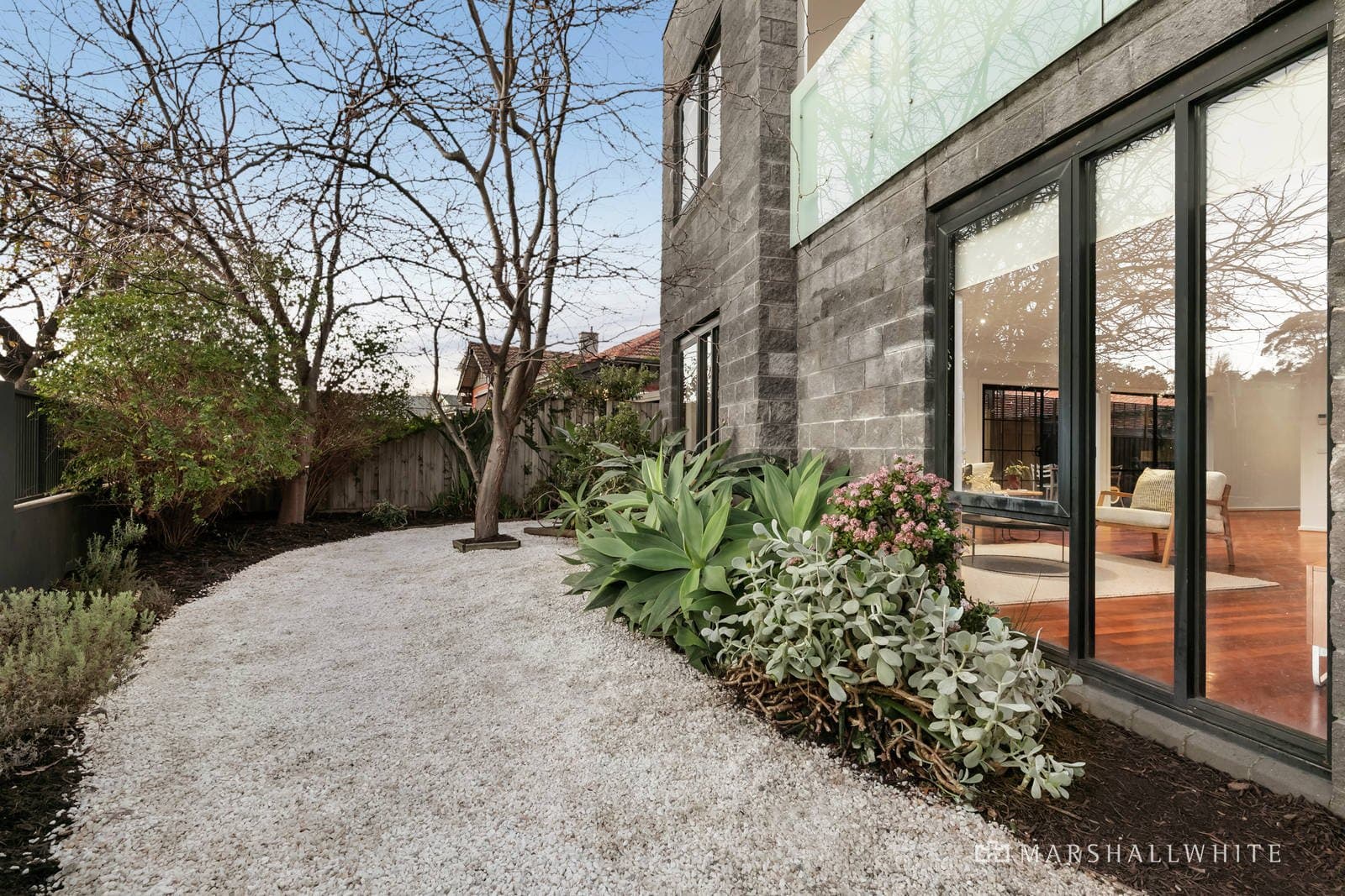 422 Kooyong Road, Caulfield South - Thumbnail 2