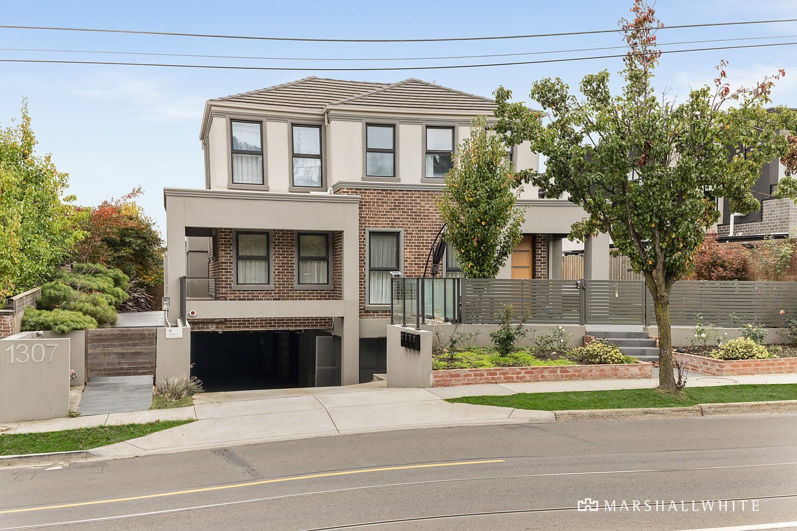 3/1307 Toorak Road, Camberwell - Thumbnail 2