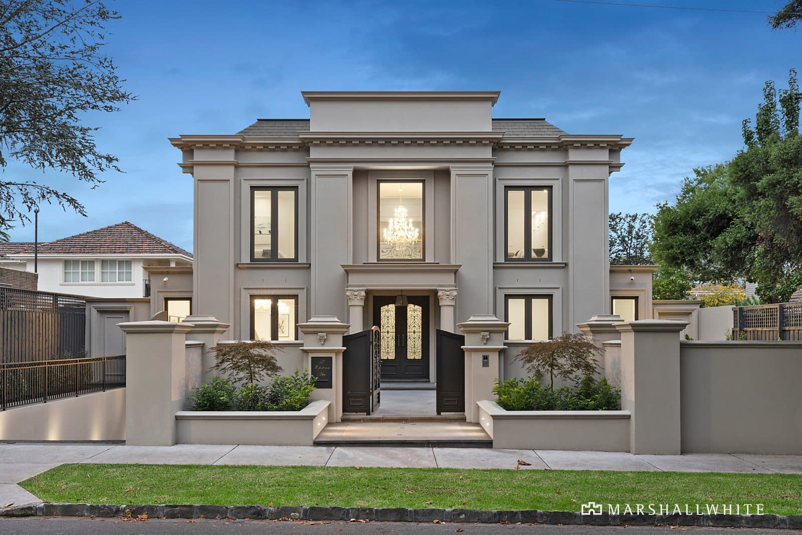 52 Hopetoun Avenue, Canterbury - Image 1