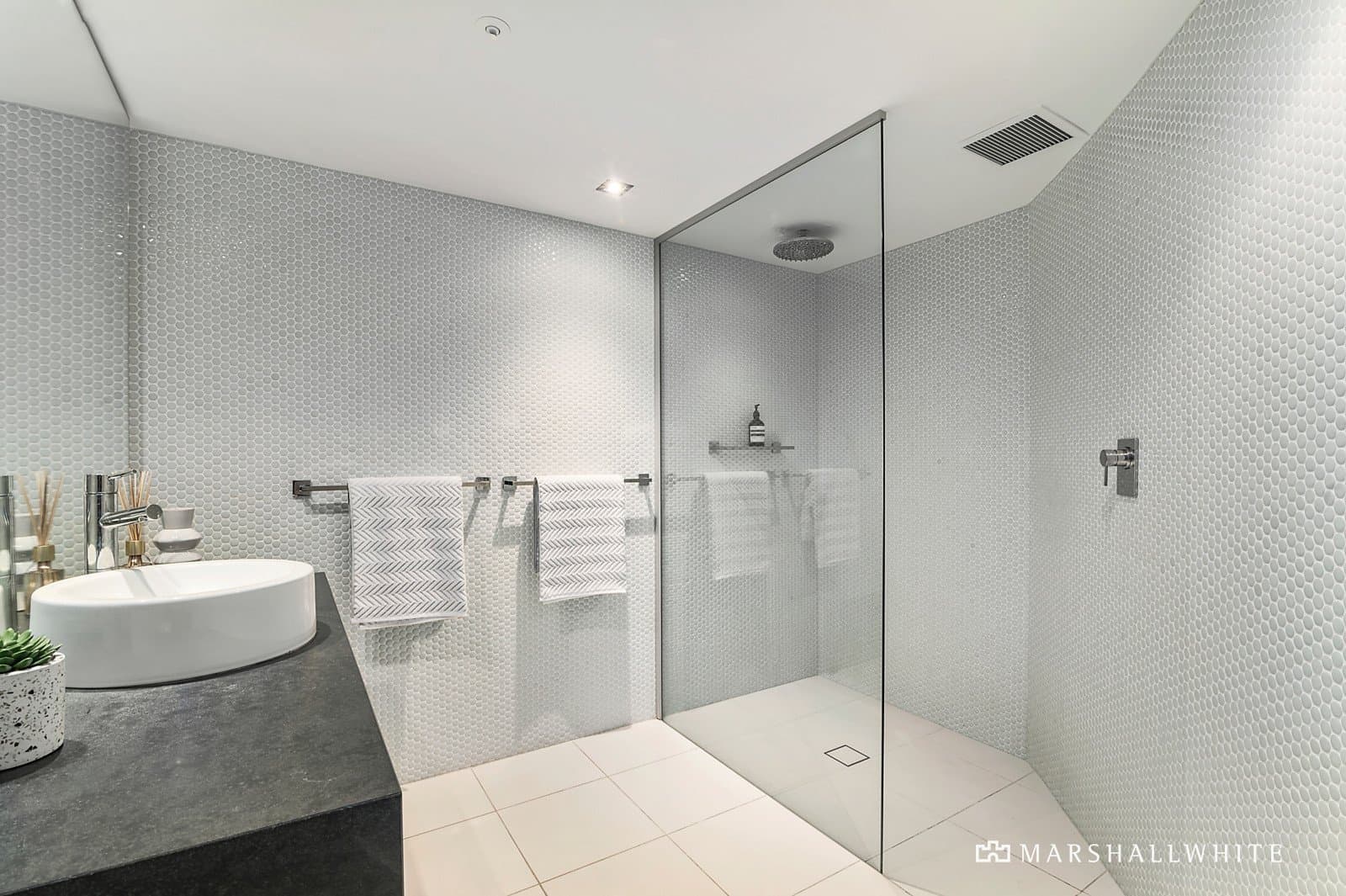706/576-578 St Kilda Road, Melbourne - Thumbnail 4